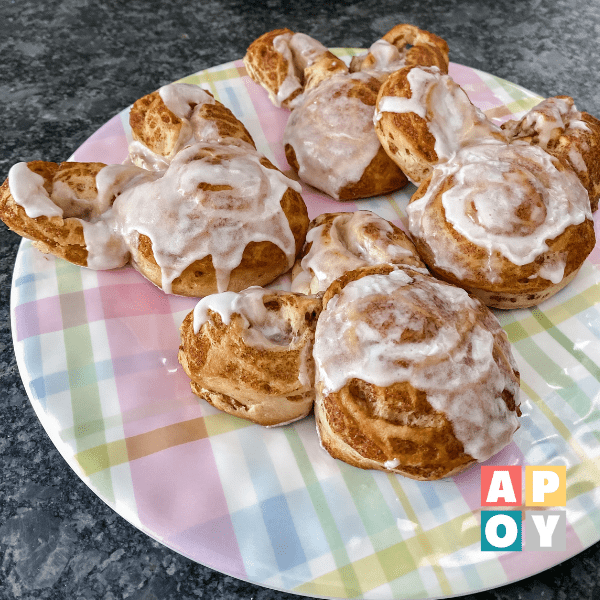 Easy Easter Bunny Cinnamon Rolls & Other Fun Breakfast Ideas for The Whole Family